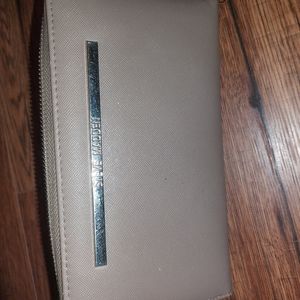 Steve madden wallet